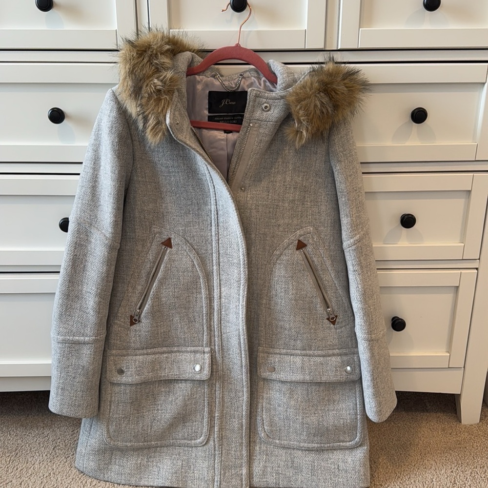 J. Crew new chateau parka in Italian stadium-cloth - like new - size 8